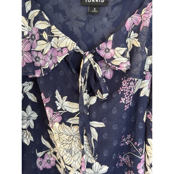 Torrid Navy Silver Pink Chiffon Plus Sz 3/ 22 Cold Shoulder Short Sleeve Top - Picture 12 of 16